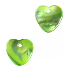 Shell charm round 8mm Heart 9-11mm Spring green